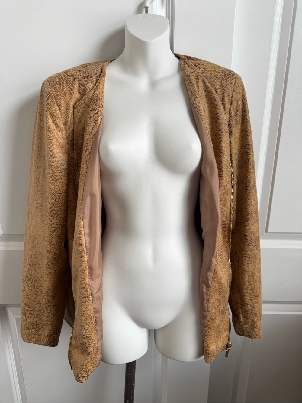 JM Collection Tan Suede Zip-Front Jacket - Picture 2 of 7